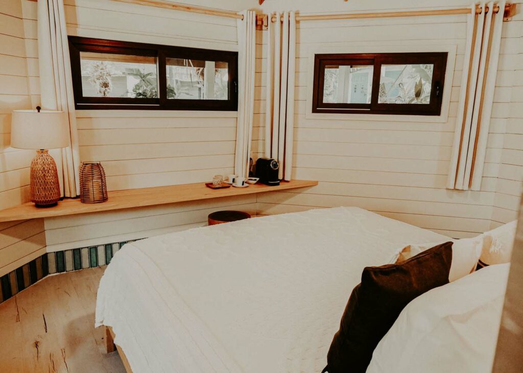 tranquilseas-eagle-ray-room-6