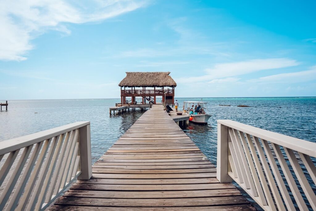 Top 5 things to see on Roatan
